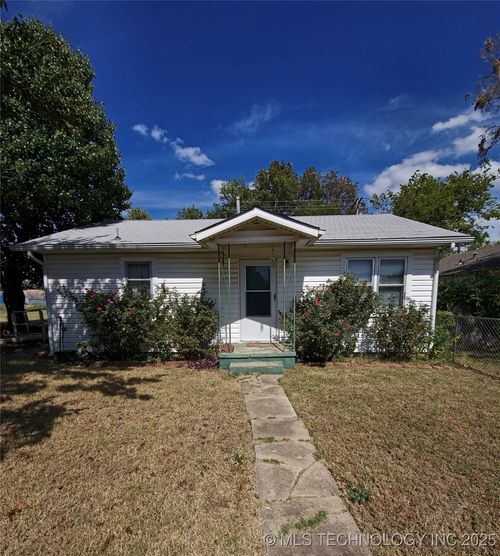 616 Cherry St, Cushing, OK, 74023-4034 | Card Image