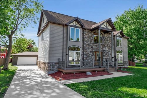 5312 Wood Avenue, Hamburg, NY, 14075 | Card Image