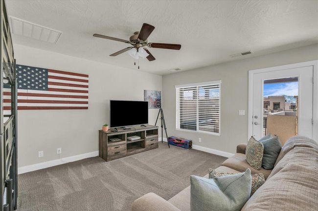 35-Twin Over Twin In 2nd Family Rm. | Image 33