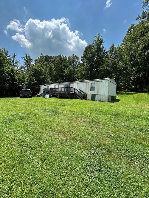 2030 Douglas Church Rd, Farmville, VA, 23901-5830 | Card Image