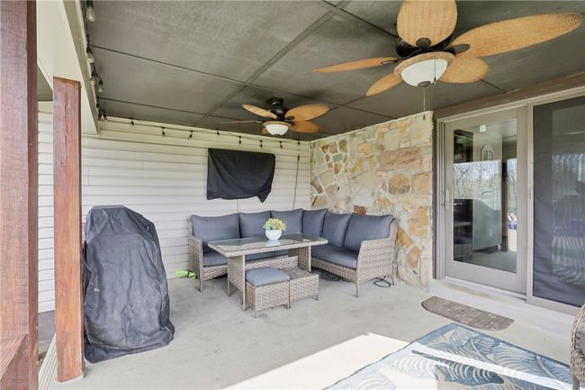 378 Mingo Church Rd, House other with 3 bedrooms, 3 bathrooms and 1 parking in Finleyville PA | Image 39