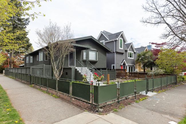 3099 W 6 Th Avenue, House other with 5 bedrooms, 3 bathrooms and 2 parking in Vancouver BC | Image 1