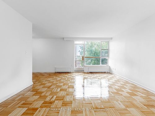 315-165 Cosburn Ave, East York, ON, M4J2L3 | Card Image