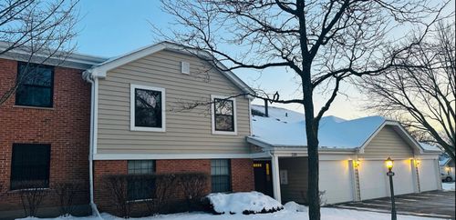 d2-299 Pembridge Ln, Schaumburg, IL, 60193-1752 | Card Image