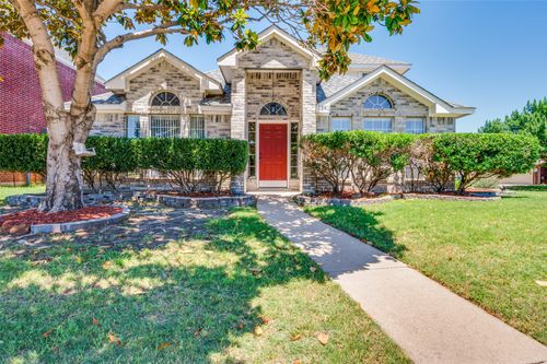 1361 Daffodil Ln, Lewisville, TX, 75077-2177 | Card Image
