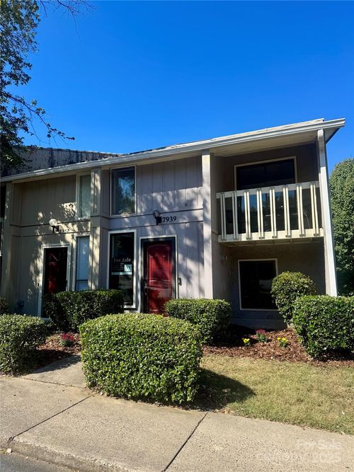 7939 Charter Oak Ln, Charlotte, NC, 28226-4789 | Card Image