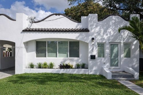 3079 Nw Flagler Ter, Miami, FL, 33125-5041 | Card Image