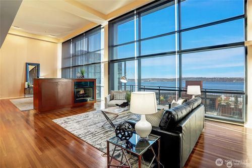 apt-602-80 Vine St, Seattle, WA, 98121-1375 | Card Image