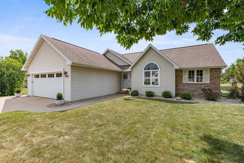 N9121 Kernan Avenue, HARRISON, WI, 54915 | Card Image