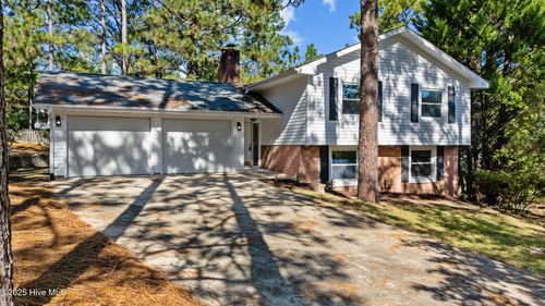 5 Halter Pl, Pinehurst, NC, 28374-8488 | Card Image