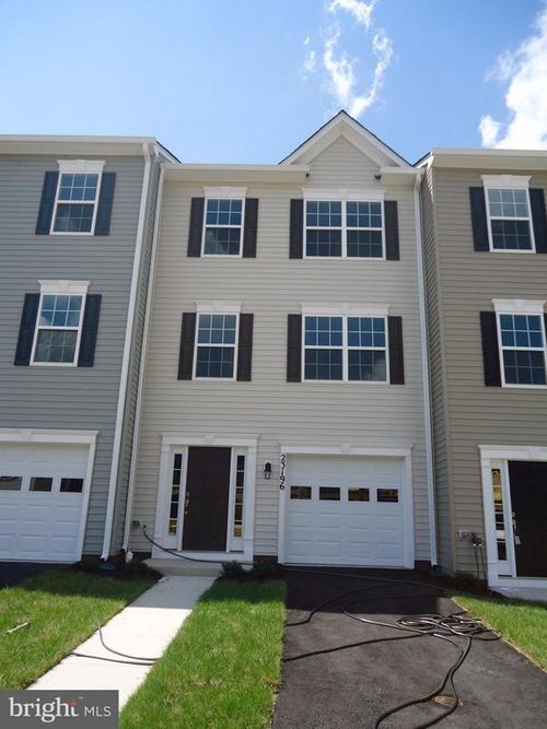 23196 Westwood Ct, RUTHER GLEN, VA, 22546-4149 | Card Image