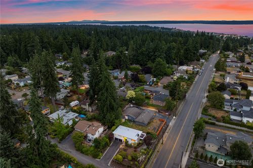 8716 Main St, Edmonds, WA, 98026-6926 | Card Image