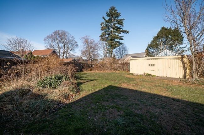 R - 20 Cross St, House other with 4 bedrooms, 2 bathrooms and 5 parking in Beverly MA | Image 30