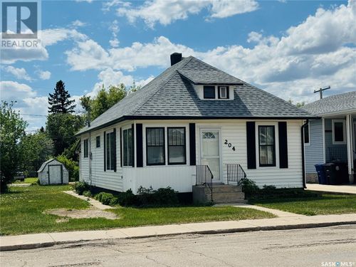 204 5th Ave W, Biggar, SK, S0K0M0 | Card Image