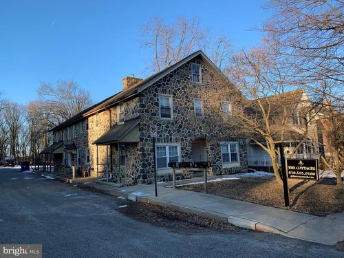 apt-1-244 Highland Ave, WAYNE, PA, 19087-4762 | Card Image