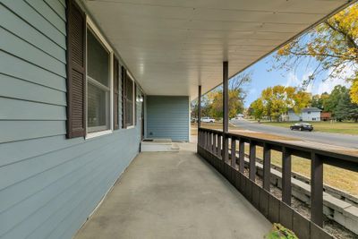 401 Boulder Street Sw, House other with 3 bedrooms, 2 bathrooms and null parking in Hutchinson MN | Image 2