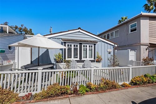 202 Onyx Ave, Newport Beach, CA, 92662-1207 | Card Image