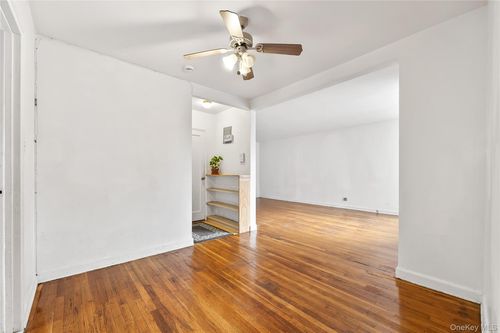 apt-f26-147-25 38th Ave, Flushing, NY, 11354-4812 | Card Image
