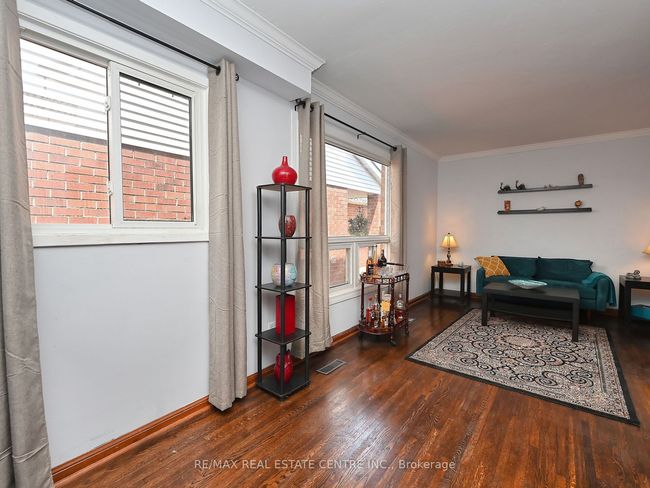 8 Stephensen Crt, House other with 4 bedrooms, 3 bathrooms and 2 parking in Brampton ON | Image 12