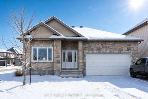 484 Bruges St, Embrun, ON, K0A1W0 | Card Image