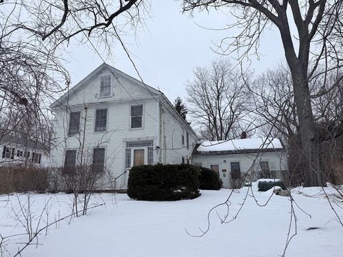 47 Elm St, North Brookfield, MA, 01535-1818 | Card Image