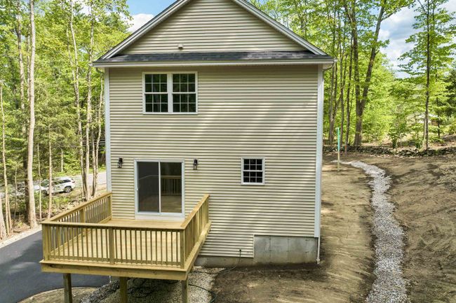 Private setting with a babbling brook! | Image 3