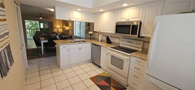 7442 - 7858 Eagle Creek Dr, Condo with 2 bedrooms, 2 bathrooms and null parking in SARASOTA FL | Image 6