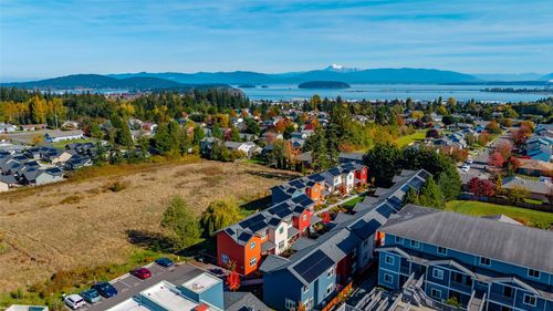 b1-3509 D Ave, Anacortes, WA, 98221-2651 | Card Image