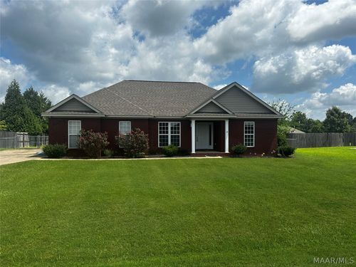 90 Stoneridge Dr, Tallassee, AL, 36078-4222 | Card Image