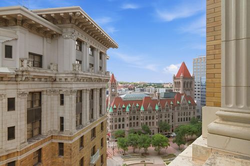 1102-350 Saint Peter St, Saint Paul, MN, 55102-1518 | Card Image