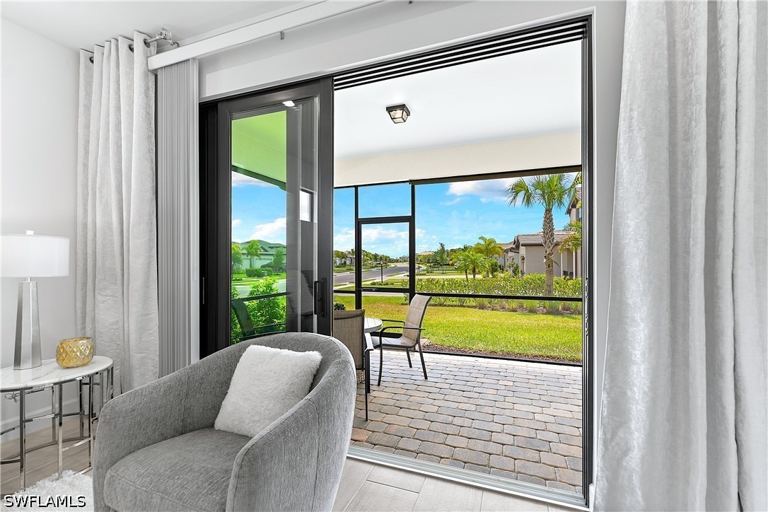 Residential in Estero 5