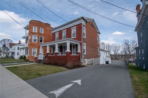 91 Genesee St, Geneva, NY, 14456-1724 | Card Image