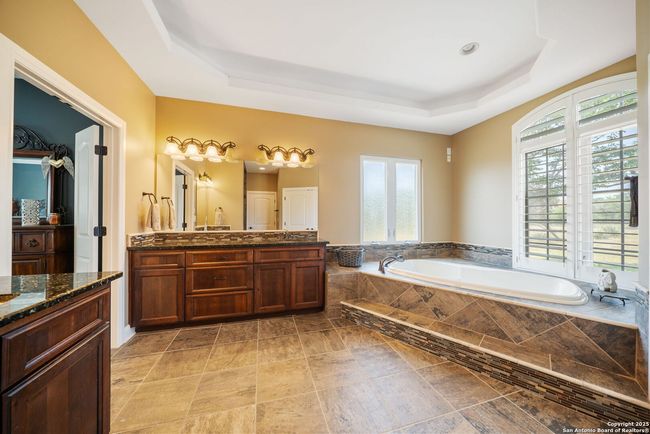 22355 Fossil Rdg, House other with 3 bedrooms, 4 bathrooms and null parking in San Antonio TX | Image 19