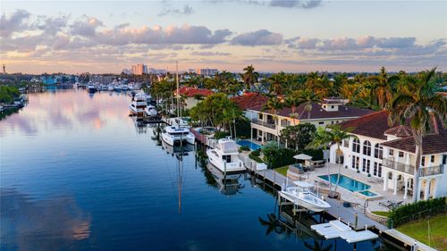 2833 Ne 32nd St, Lighthouse Point, FL, 33064-8548 | Card Image