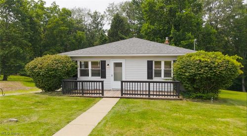 315 Nimitz Ave, Wintersville, OH, 43953-3843 | Card Image