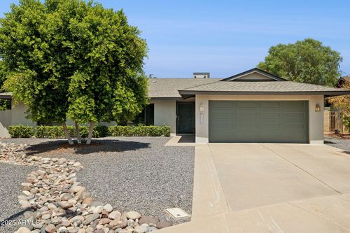 8626 E Clarendon Ave, Scottsdale, AZ, 85251-5047 | Card Image