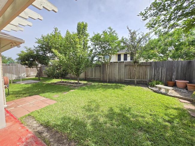 17427 N Riata Lake Dr, House other with 3 bedrooms, 2 bathrooms and 2 parking in Cypress TX | Image 25