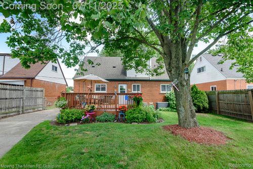 13620 Aston St, Romulus, MI, 48174-1068 | Card Image