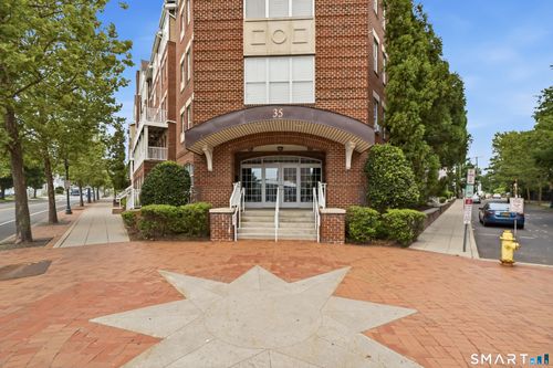 305-35 W Broad St, Stamford, CT, 06902-3771 | Card Image