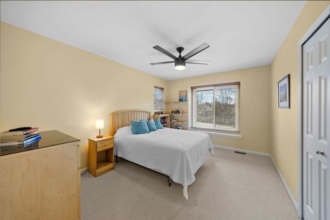 2nd upper bedroom, facing | Image 43