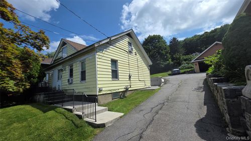 2599 Carmel Ave, Brewster, NY, 10509-1162 | Card Image