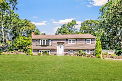30 Cali Dr, Shelton, CT, 06484-3580 | Card Image