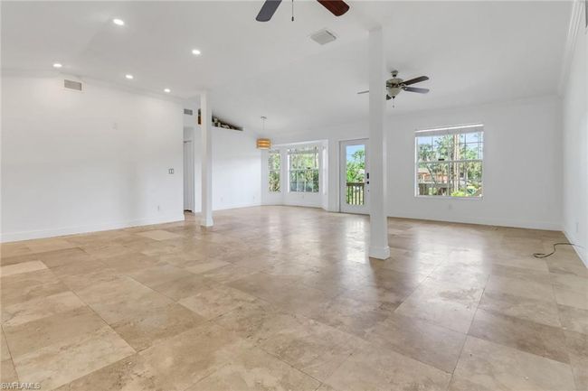 Bright & Open concept living/dining | Image 10