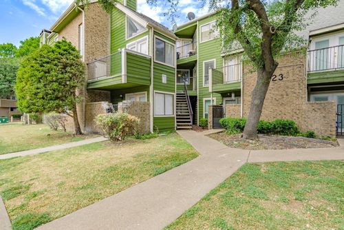 apt-l205-9823 Walnut St, Dallas, TX, 75243-8817 | Card Image