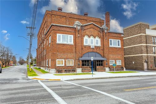 apt-a7-400 Main St, East Rochester, NY, 14445-1721 | Card Image