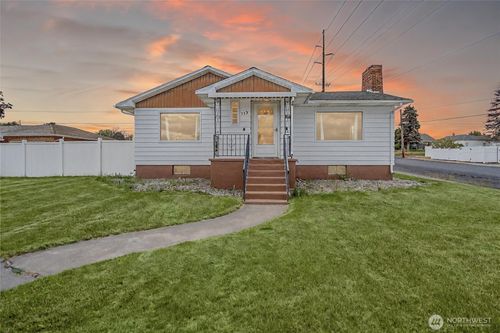 113 E 6th St, Lind, WA, 99341-1003 | Card Image