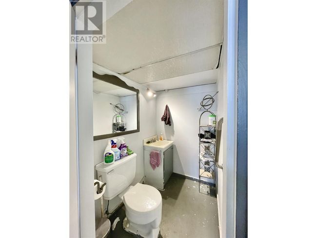 2 - 851 Gibsons Way, Home with 0 bedrooms, 0 bathrooms and null parking in Gibsons BC | Image 7
