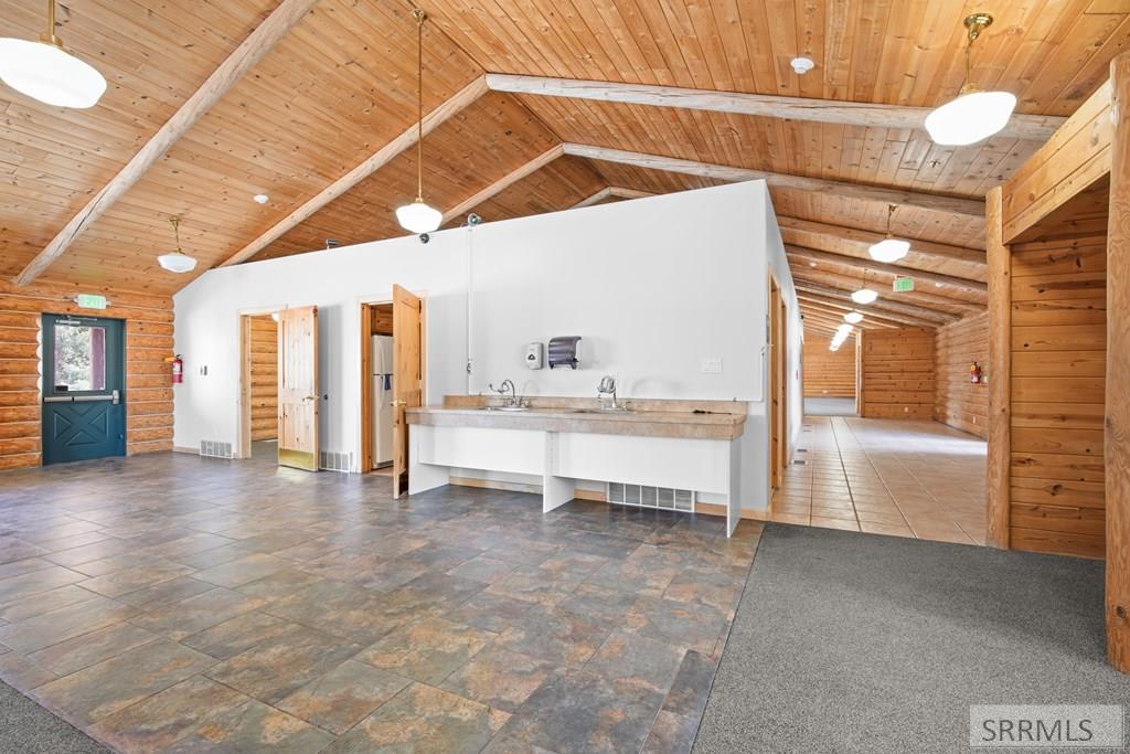 Commercial Sale in Ammon 3