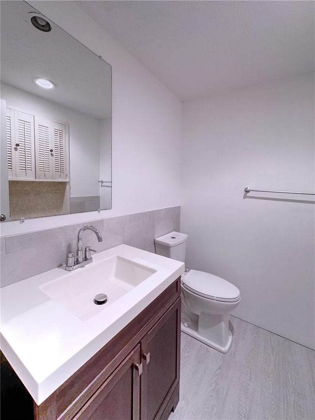 240 Pocono Trl E, House other with 2 bedrooms, 2 bathrooms and null parking in NOKOMIS FL | Image 27