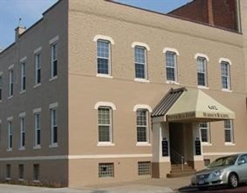 202-642 10th St, Marion, IA, 52302-3446 | Card Image